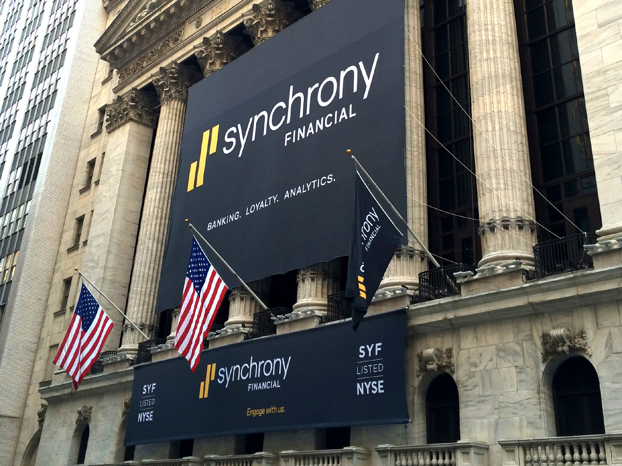 Matthijs Matt van Leeuwen, Jessica Staley, Craig Stout, Synchrony Financial Logo, Interbrand New York