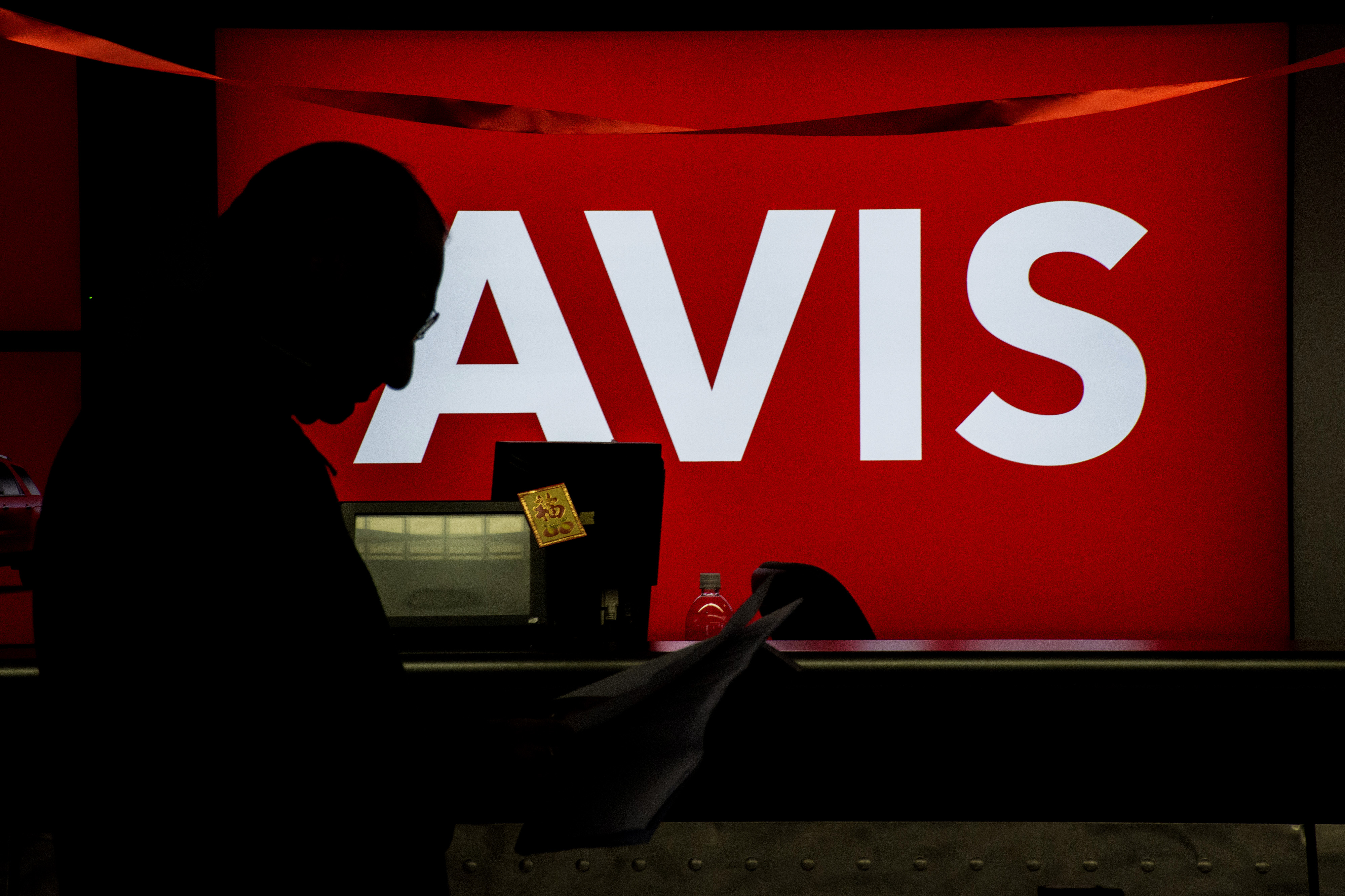 Avis Visual Identity, Matthijs Matt van Leeuwen, Mike Knaggs, Interbrand New York, Airport